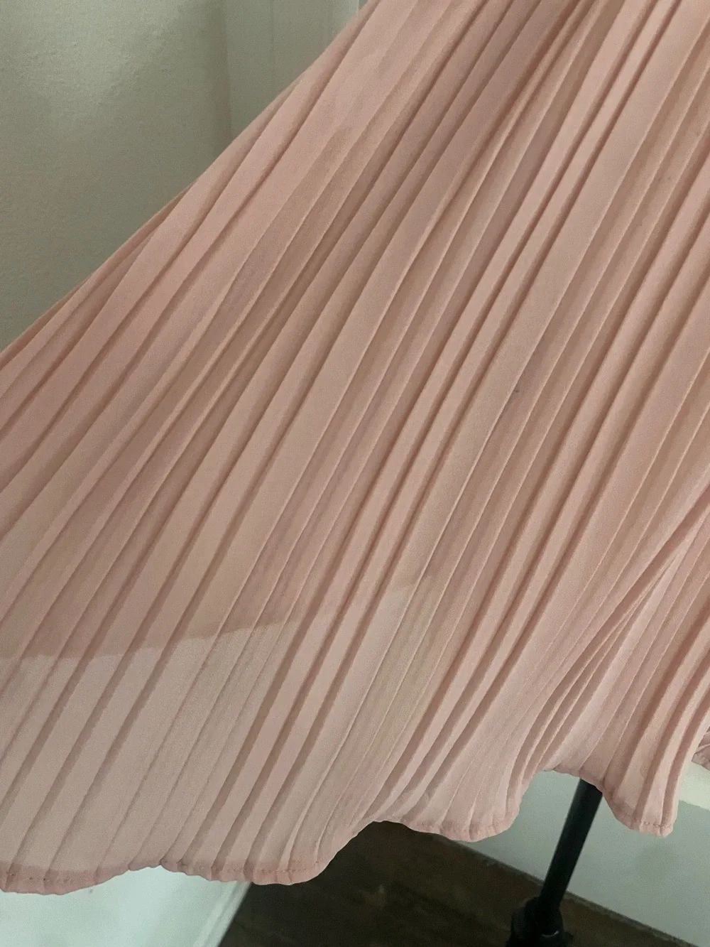 Mele E Pere Chiffon Blouse Top Size L Pink Ruffled Pleated High Neck Sleeveless